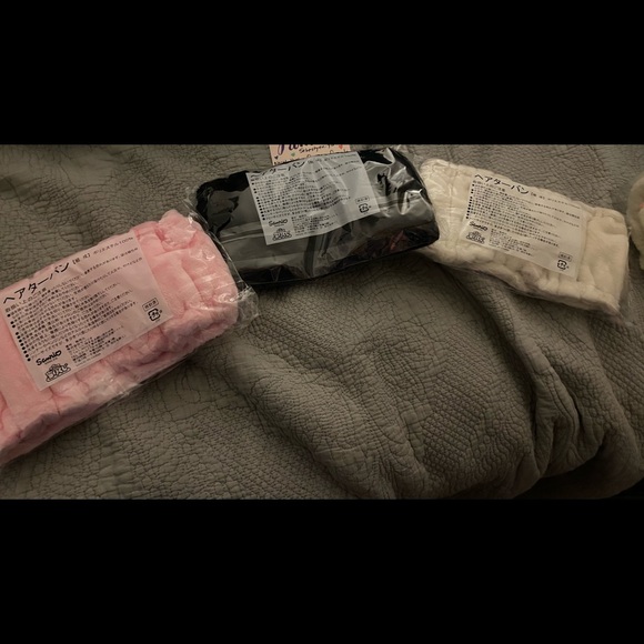 Japan -Comigyun (new Sanrio Character) Hair Turban - Picture 3 of 3